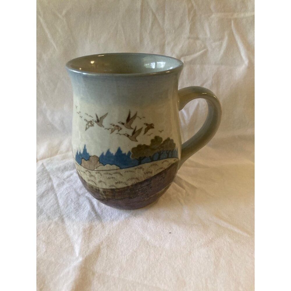Ceramic Coffee Mug‎ Flying Geese Trees Brown Blue 4 x 5" 10oz